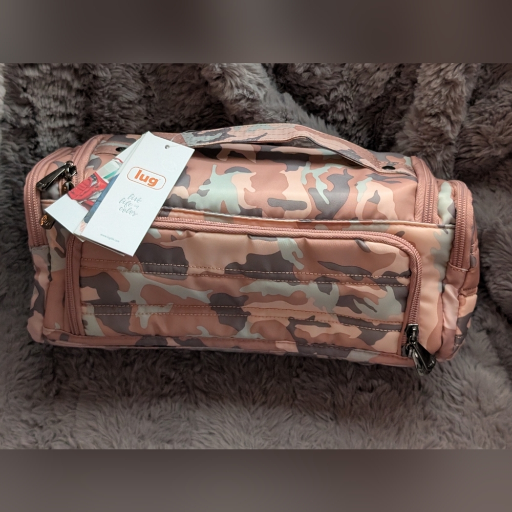 Nwt Lug Camo Rose cosmetic Trolley Bag